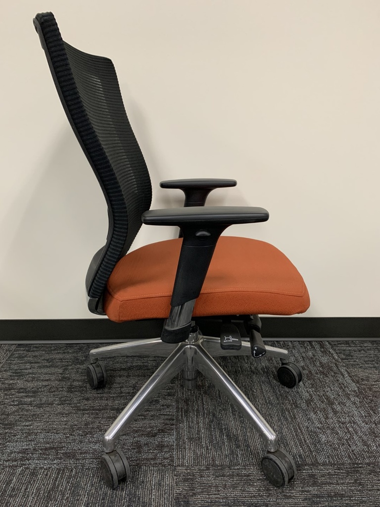 Showroom Model Tayco Obi Task Chair