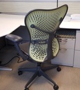 Pre-Owned Mirra Chair