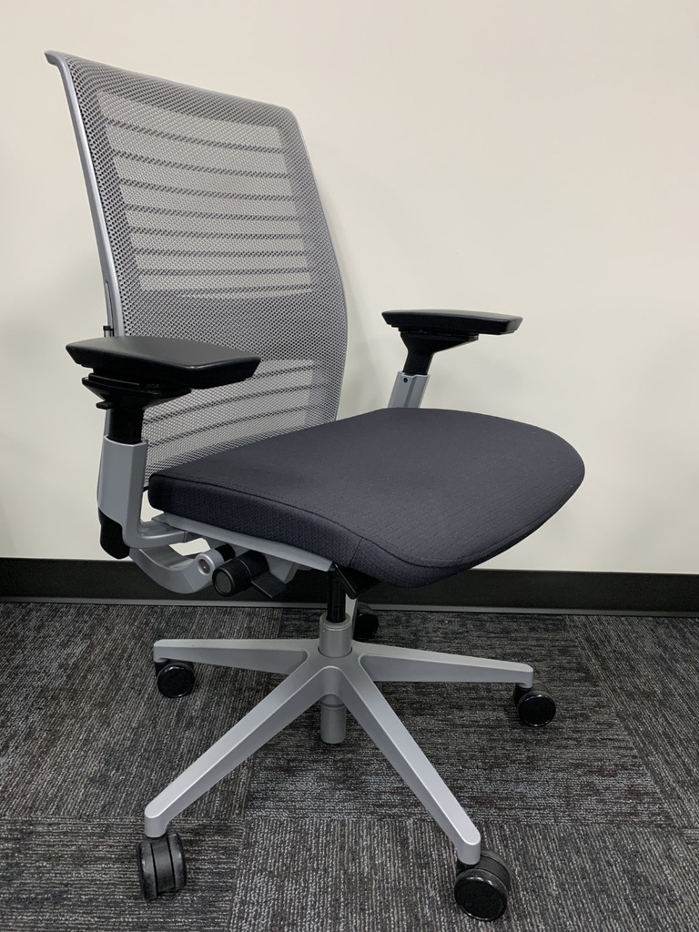 Pre-Owned Steelcase Think Chair